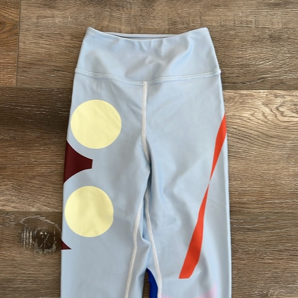 Wear AM leggings worn once size XS - Picture 2 of 3